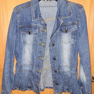 Size M Jean Jacket By Periscope